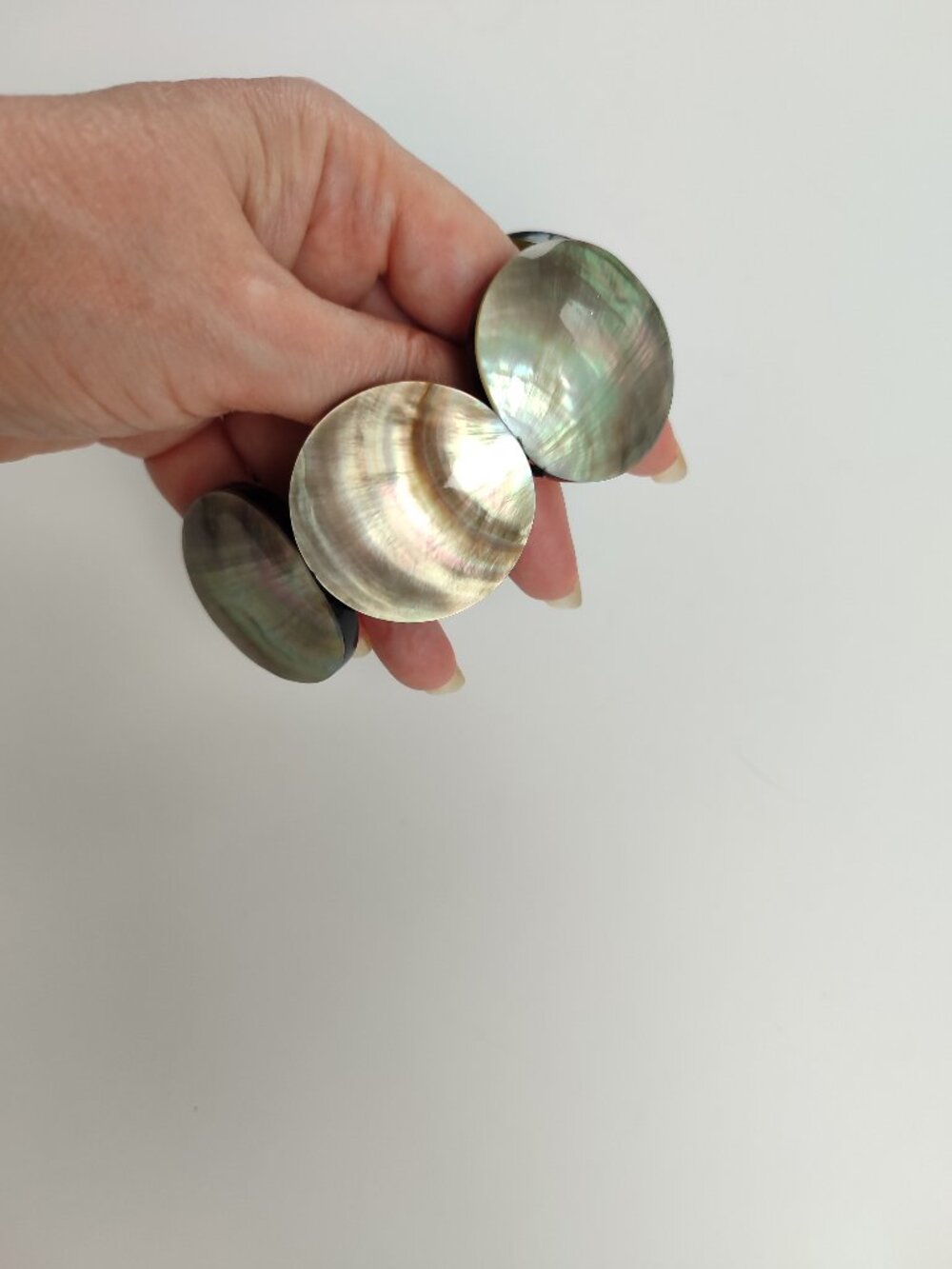 Genuine Polished Abalone Mother of Pearl Shell Link Stretch Bracelet